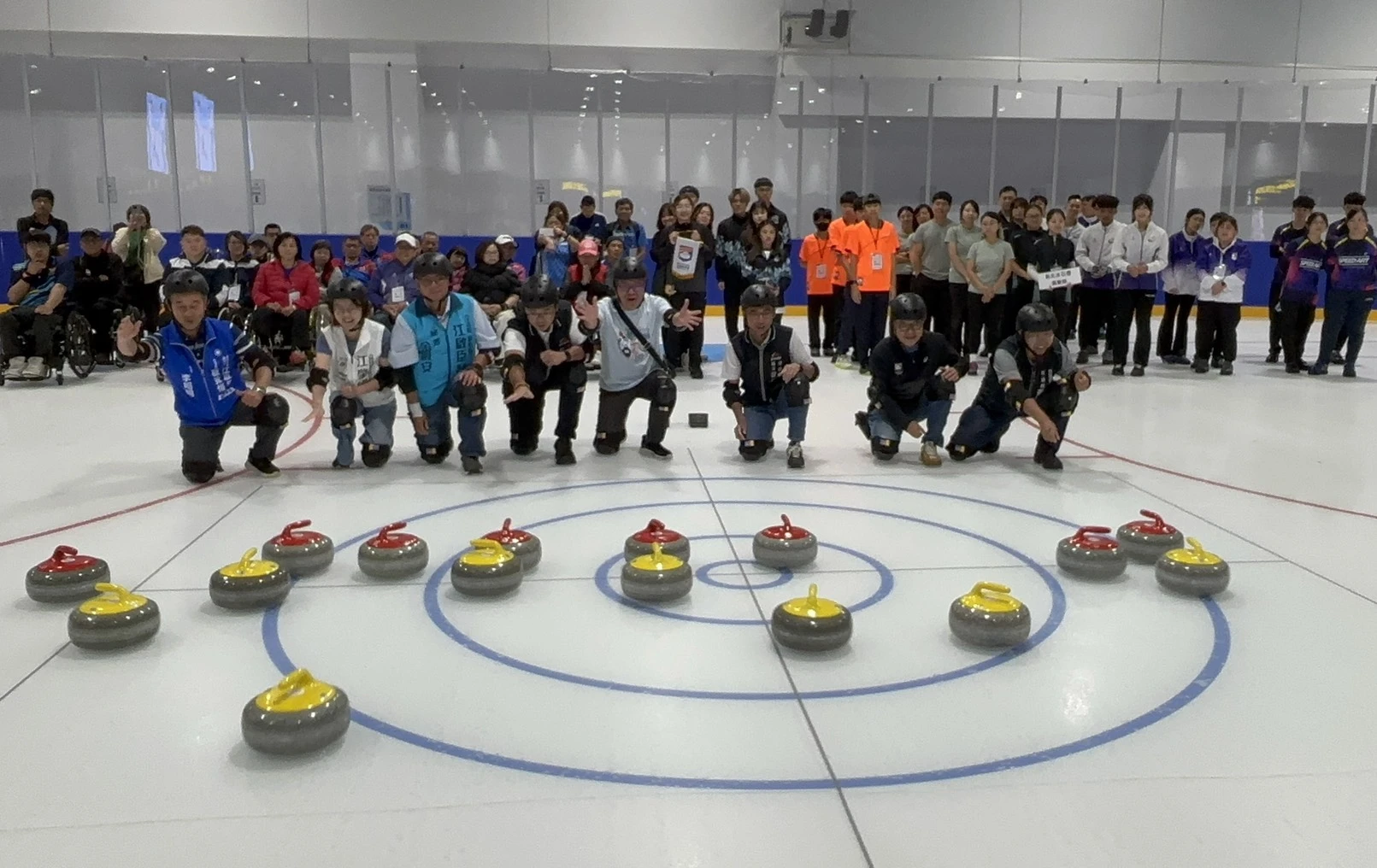 中市首屆市長盃冰上冰壺賽登場　12至70歲全台好手同場競技