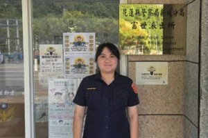 失智婦人離家迷途 新城警熱心協助返家 失智婦人離家迷途 新城警熱心協助返家