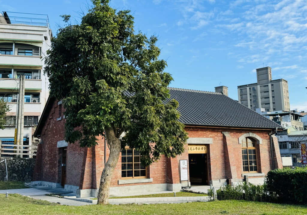 淡水人氣古蹟「滬尾小學校禮堂」三週年　10/31、11/1一起返校