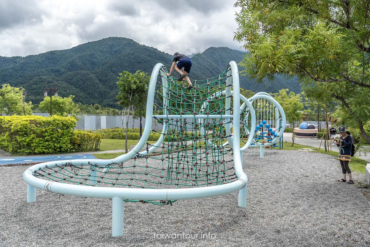 【福興溫泉親子公園.遊客中心】埔里旅遊景點.免費溫泉