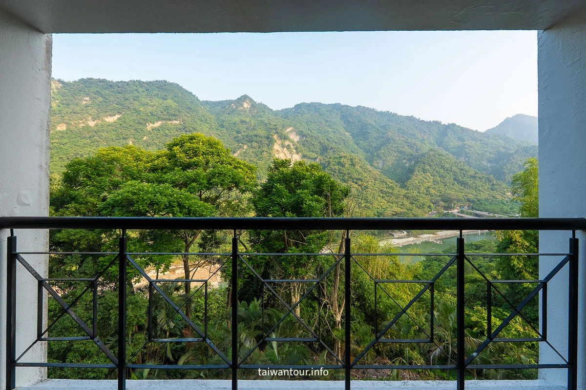 【凱薩趣淘漫旅】曾文水庫絕景山景房、高空極限冒險、閃電格子與寵物公園全攻略