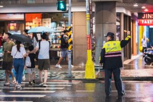 光復連假車潮將至 花警提前部署守護用路安全 光復連假車潮將至 花警提前部署守護用路安全