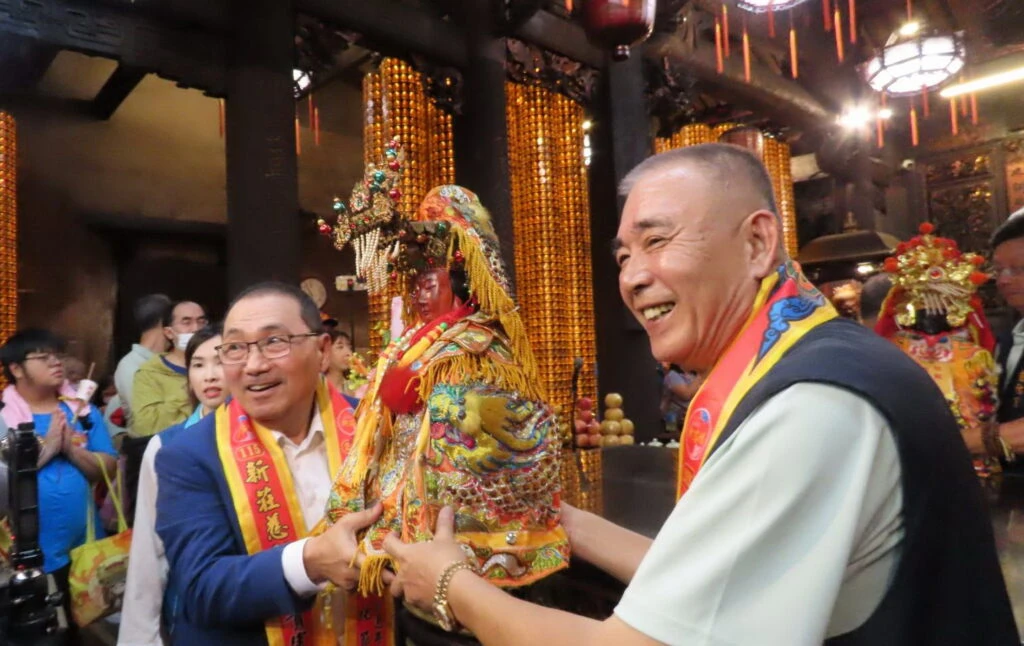 2026北台灣媽祖文化節新莊會香起駕 慈祐宮慶建廟340年捐贈復康巴士 2026北台灣媽祖文化節新莊會香起駕 慈祐宮慶建廟340年捐贈復康巴士